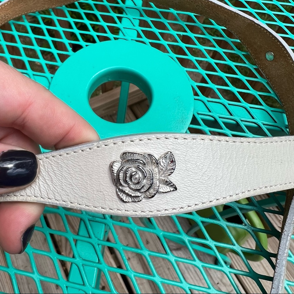 Justin Boots rose stud belt size 30